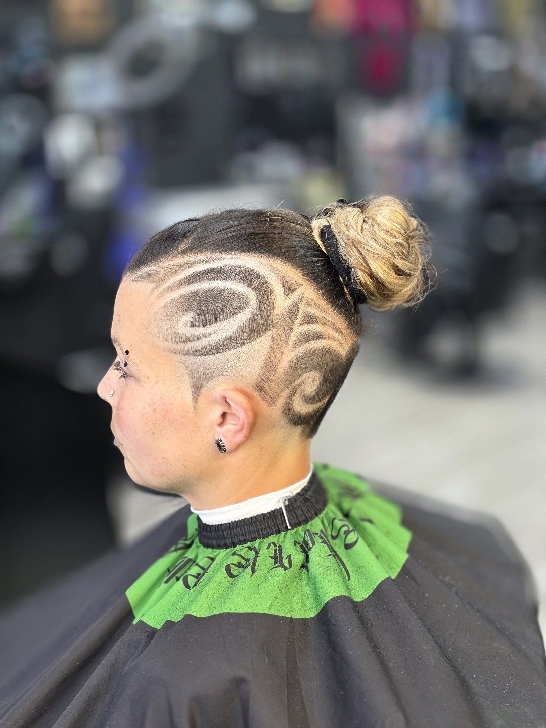 women's Cut